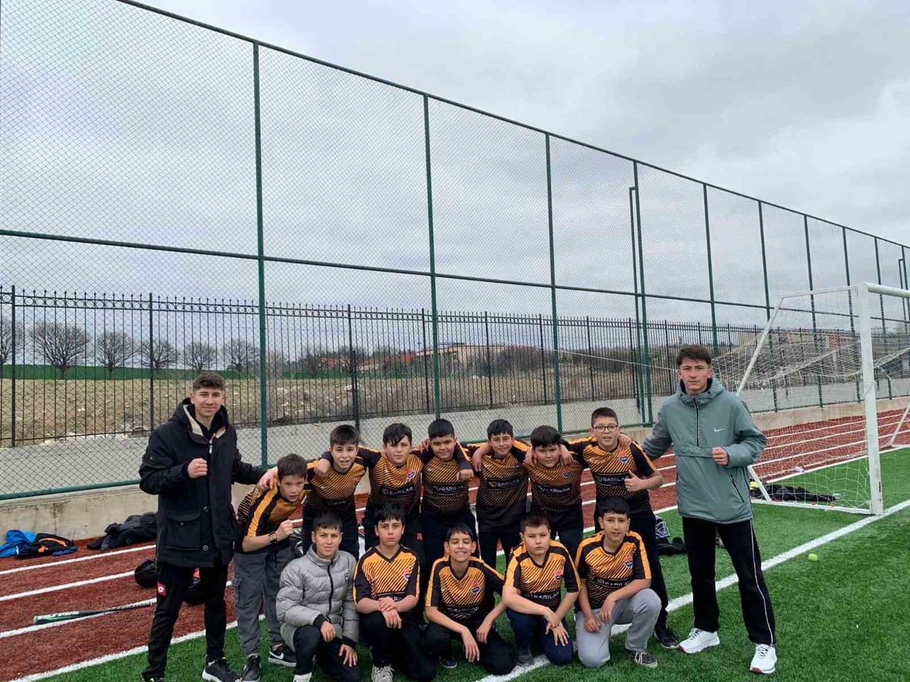 AFYONKARAHİSAR MAVER KEMAL ARSOY ORTAOKULU BEYZBOL TAKIMI ‘BEYZBOL KÜÇÜKLER GRUP MÜSABAKALARINDA’...