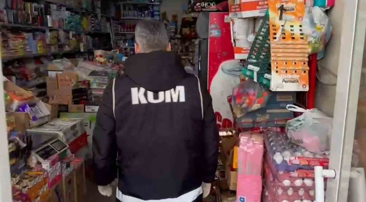 AĞRI’DA POLİS EKİPLERİNCE DÜZENLENEN KAÇAKÇILIK OPERASYONLARINDA ÇEŞİTLİ MİKTARLARDA KAÇAK ÜRÜN VE...