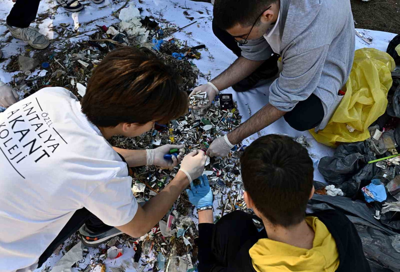ANTALYA MURATPAŞA BELEDİYESİ 30 MART ULUSLARARASI SIFIR ATIK GÜNÜ KAPSAMINDA LARA SAHİLİ’NDE...