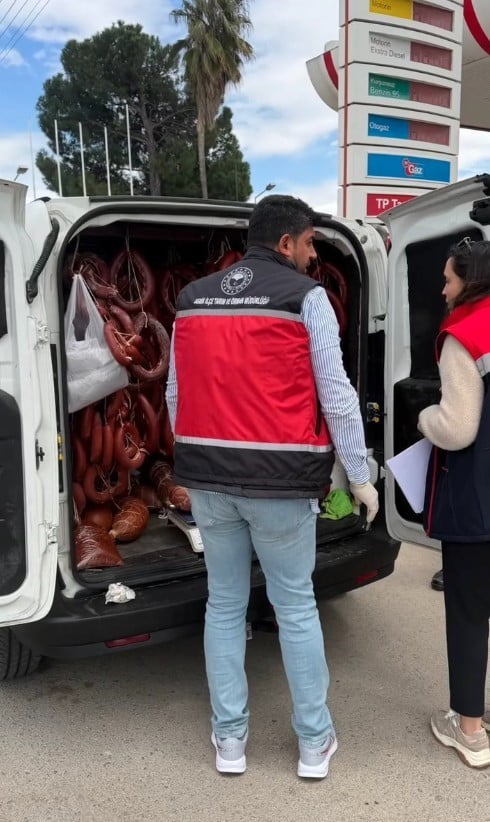 ANTALYA’NIN SERİK İLÇESİNDE TARIM VE ORMAN İLÇE MÜDÜRLÜĞÜ EKİPLERİ TARAFINDAN YAPILAN...