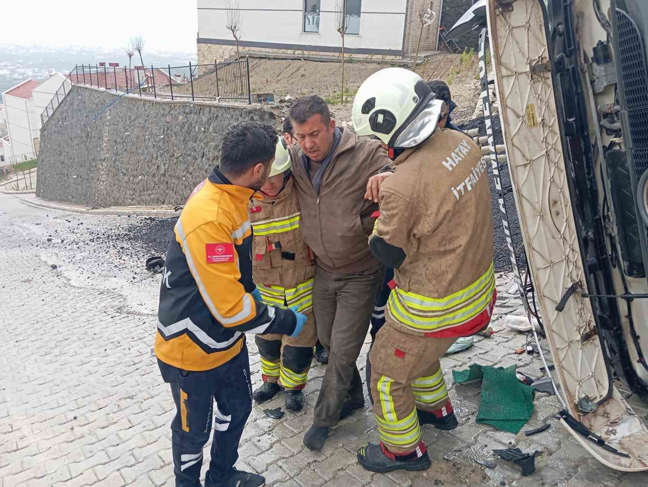 ASA SAMANDAĞ'DA TRAFİK KAZASI: 1 YARALI (FOTOĞRAFLI - GÖRÜNTÜLÜ) CEMAL KILINÇ HATAY (İHA) -...
