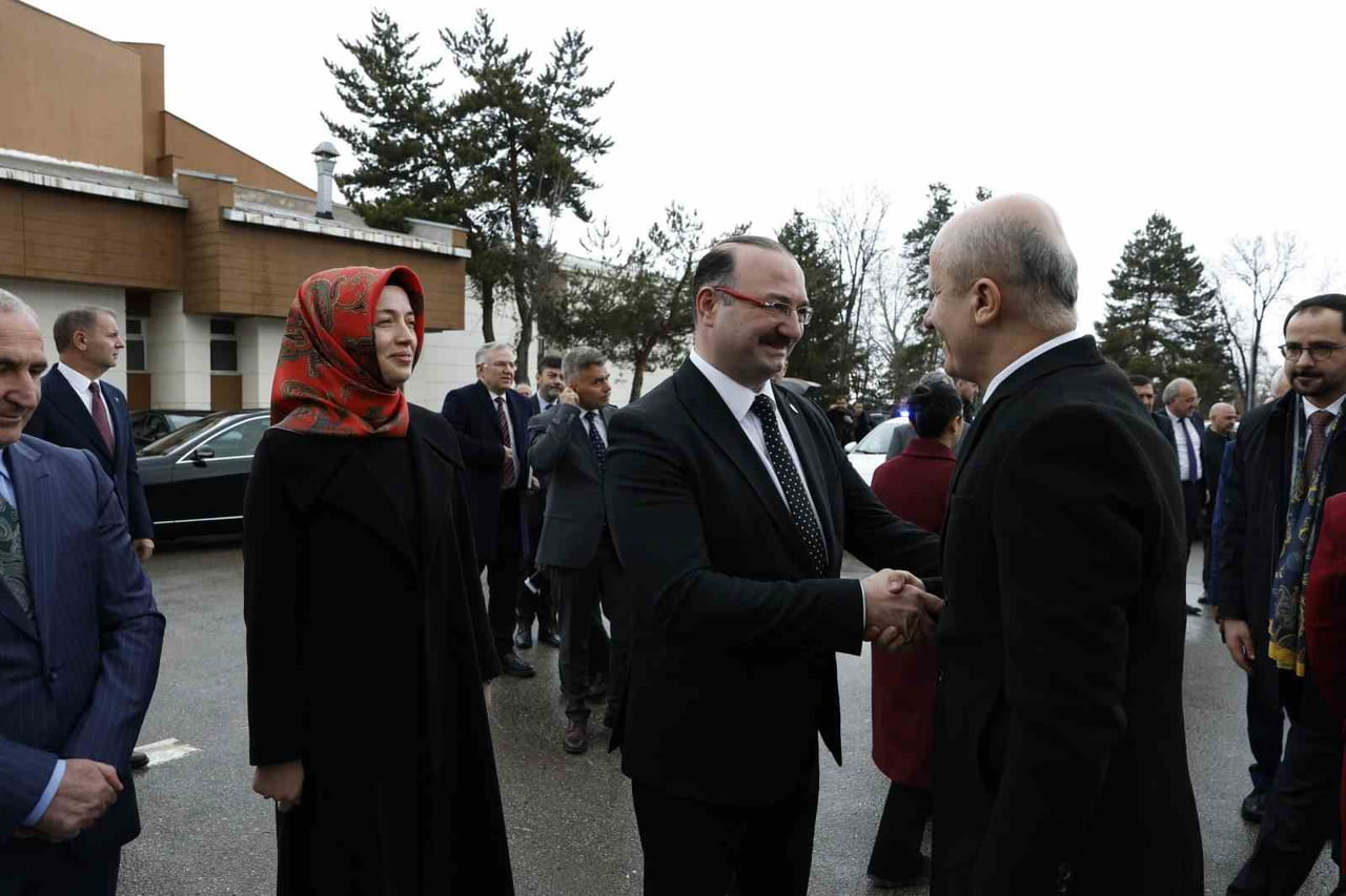ATATÜRK ÜNİVERSİTESİ, TÜRKİYE YÜKSEKÖĞRETİM SİSTEMİNİN GELECEĞİNE YÖN VERECEK ÖNEMLİ BİR...