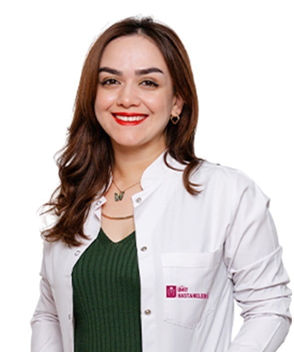 BAŞ HAREKETİYLE ANİDEN ORTAYA ÇIKAN BAŞ DÖNMESİ; VERTİGONUN İLK BELİRTİSİ OLABİLECEĞİNİ BELİRTEN...