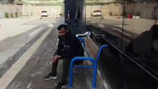 Bastığı gider mazgalı kayan kız öğrenci, 1 buçuk metrelik çukura düştü