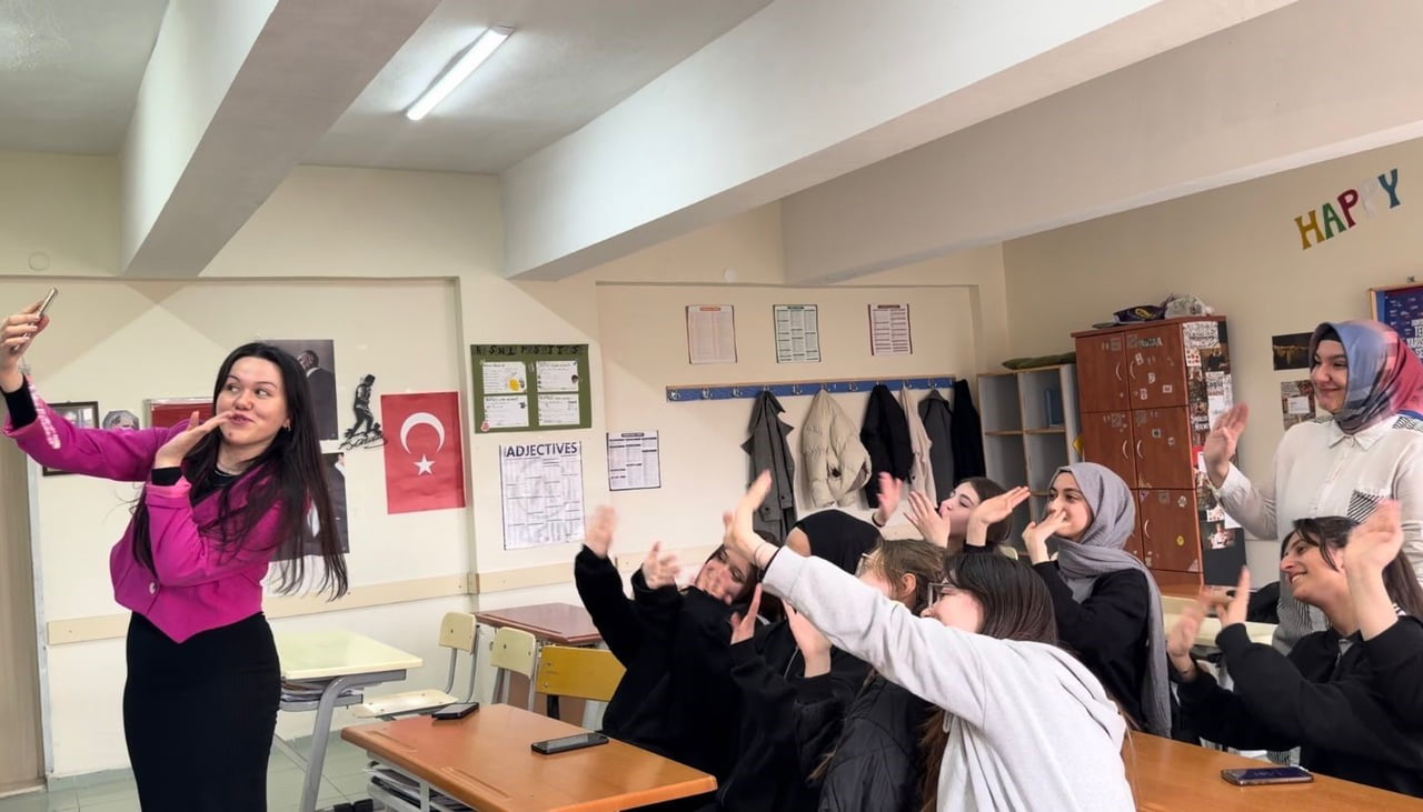 BAYBURT İLE BİŞKEK ARASINDA EĞİTİM KÖPRÜSÜ KURULDU