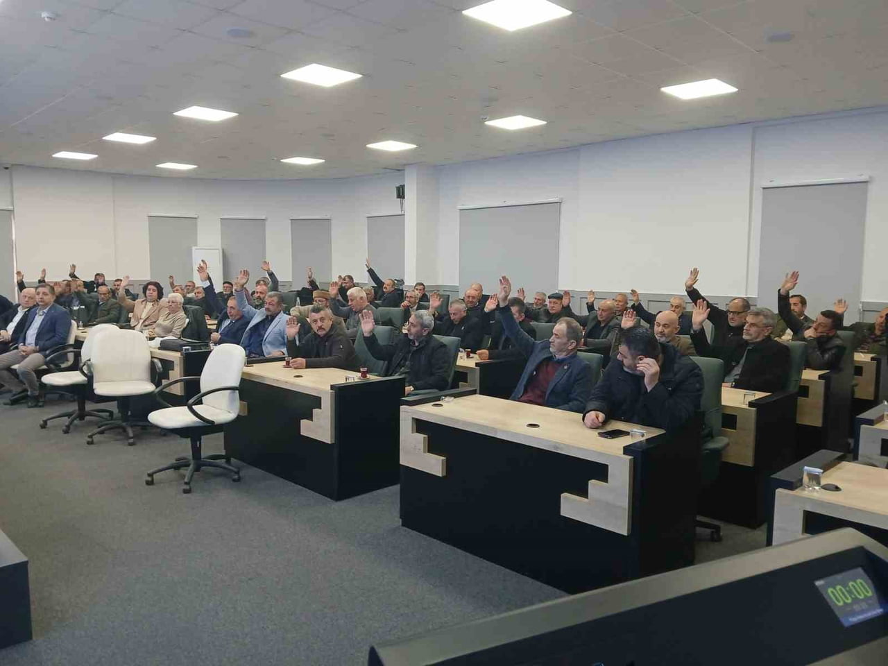 BİLECİK MUHTARLAR DERNEĞİ BAŞKANI İLHAMİ ÇINAR, 6'NCI KEZ GÜVEN TAZELEDİ