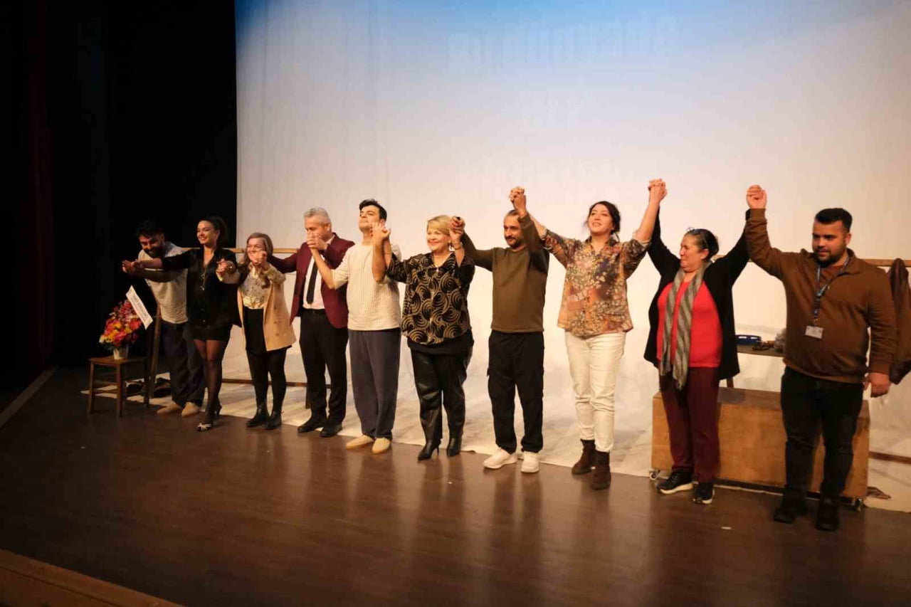 BODRUM BELEDİYESİ ŞEHİR TİYATROSU, 27 MART DÜNYA TİYATRO GÜNÜ KAPSAMINDA FİRUZE ENGİN’İN KALEME...