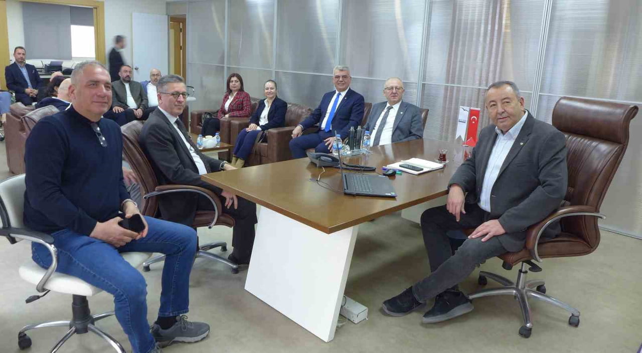 BOLU TİCARET VE SANAYİ ODASI İLE SÖKE TİCARET ODASI YÖNETİMLERİ KUŞADASI TİCARET ODASI’NI ZİYARET...