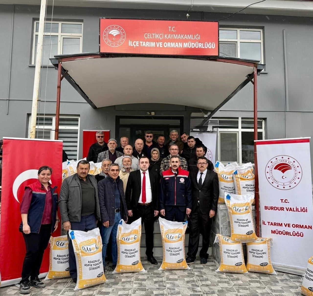 BURDUR'UN ÇELTİKÇİ İLÇESİNDE TARIM VE ORMAN BAKANLIĞI TARAFINDAN YÜRÜTÜLEN ÇALIŞMALAR KAPSAMINDA...