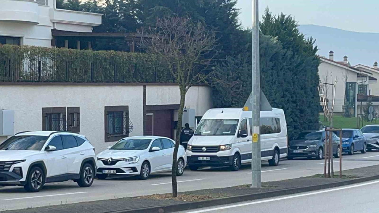 BURSA BÜYÜKŞEHİR BELEDİYE BAŞKANI BOZBEY GÖZALTINA ALINDI