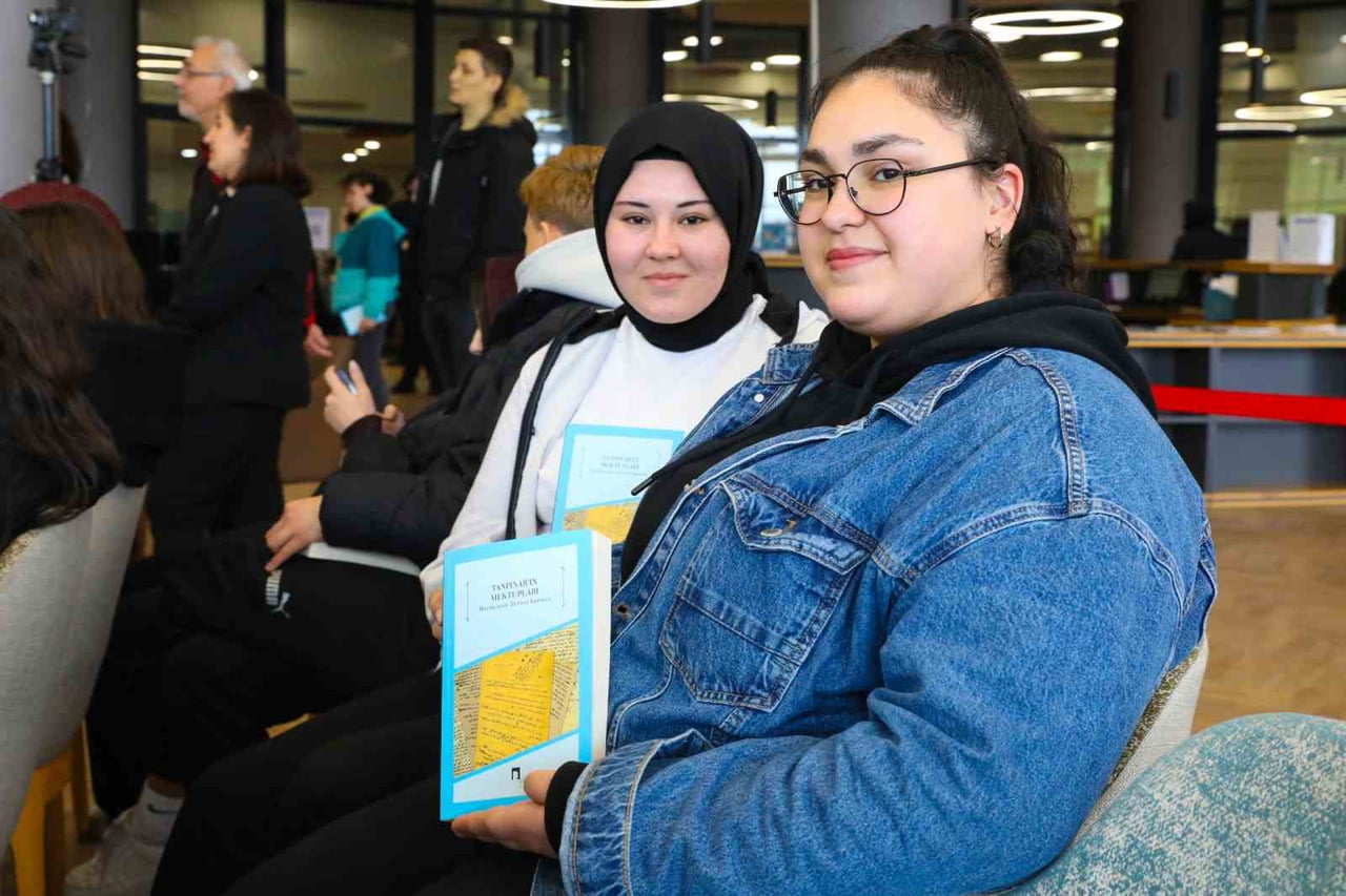 BURSA BÜYÜKŞEHİR BELEDİYESİ’NİN ‘BURSA TANPINAR YILI’ ETKİNLİKLERİ ÇERÇEVESİNDE DÜZENLEDİĞİ...