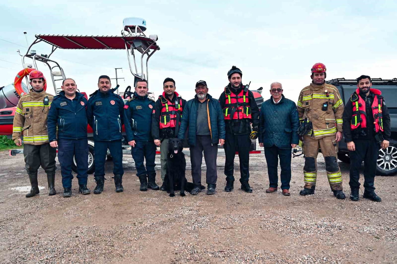 BURSA’NIN KARACABEY İLÇESİNDE MEYDANA GELEN SU TAŞKININA MÜDAHALE EDEN BURSA BÜYÜKŞEHİR BELEDİYESİ...