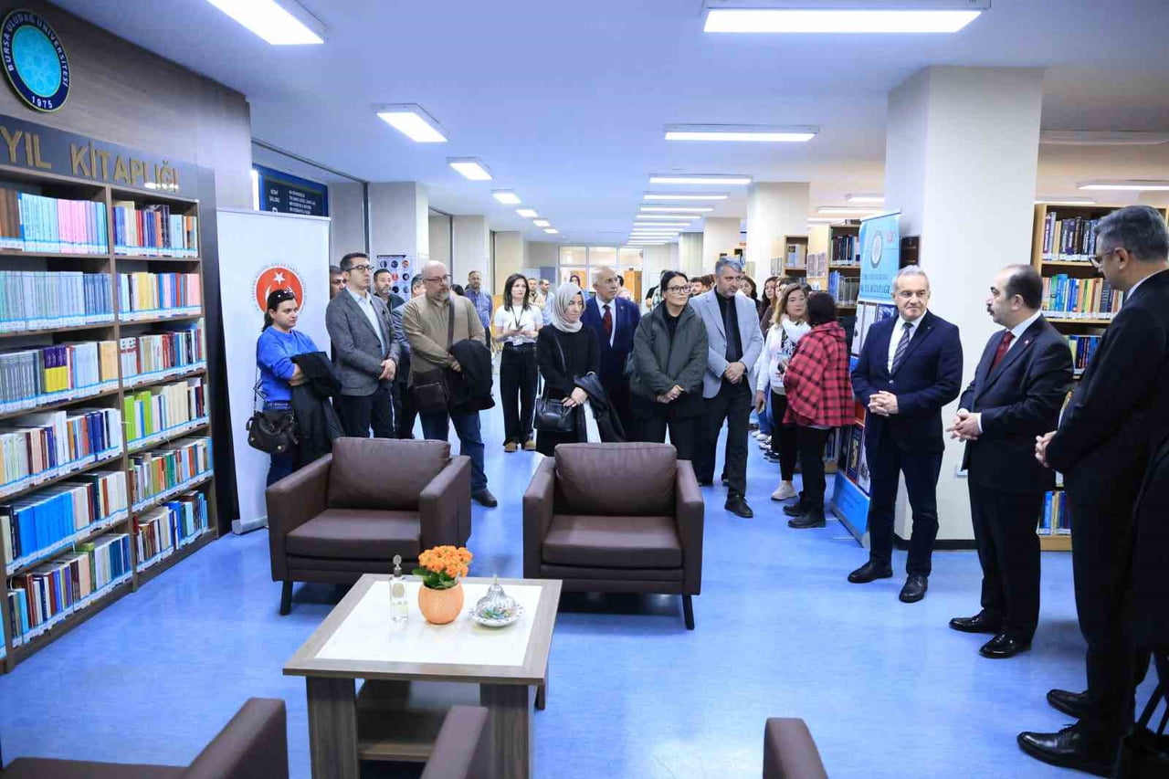 BURSA ULUDAĞ ÜNİVERSİTESİ (BUÜ) VE TÜRK TARİH KURUMU (TTK) İŞBİRLİĞİYLE PROF. DR. FUAT SEZGİN...