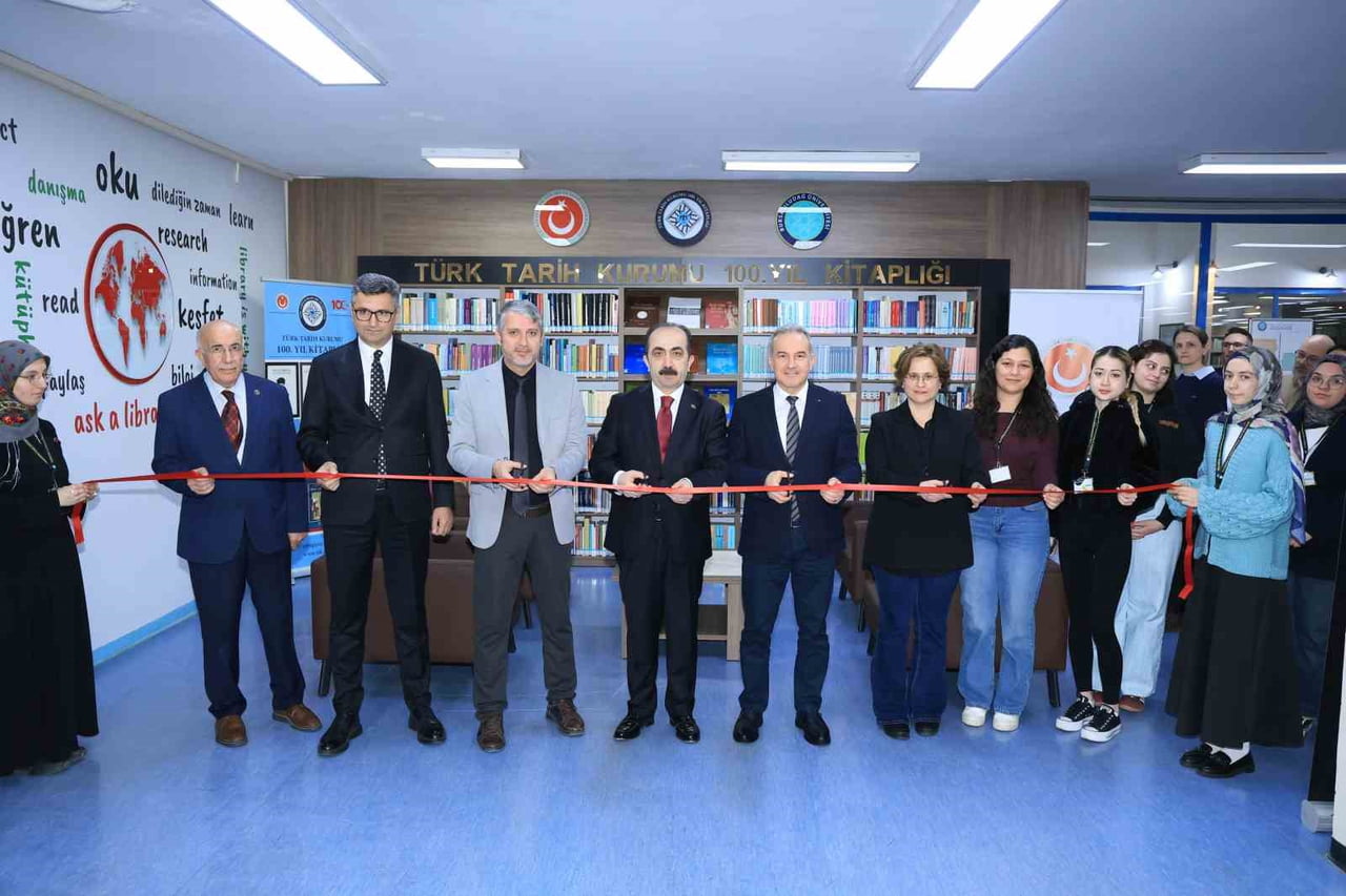 BURSA ULUDAĞ ÜNİVERSİTESİ (BUÜ) VE TÜRK TARİH KURUMU (TTK) İŞBİRLİĞİYLE PROF. DR. FUAT SEZGİN...