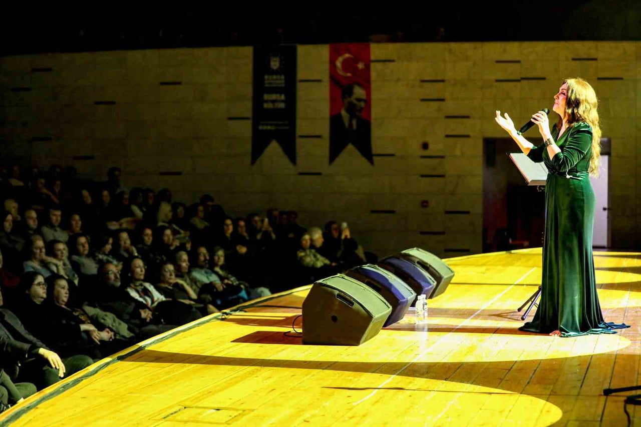 BÜYÜKŞEHİR BELEDİYESİ’NİN DÜZENLEDİĞİ ‘CAZ PAZARI KONSERLERİ’ KAPSAMINDA SAHNE ALAN SERENAD...