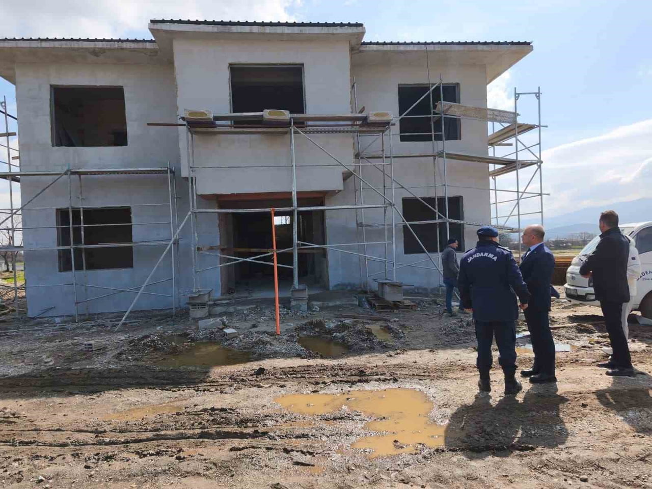 ÇAN ETİLİ KÖYÜ JANDARMA KARAKOL İNŞAATINDA İNCELEME