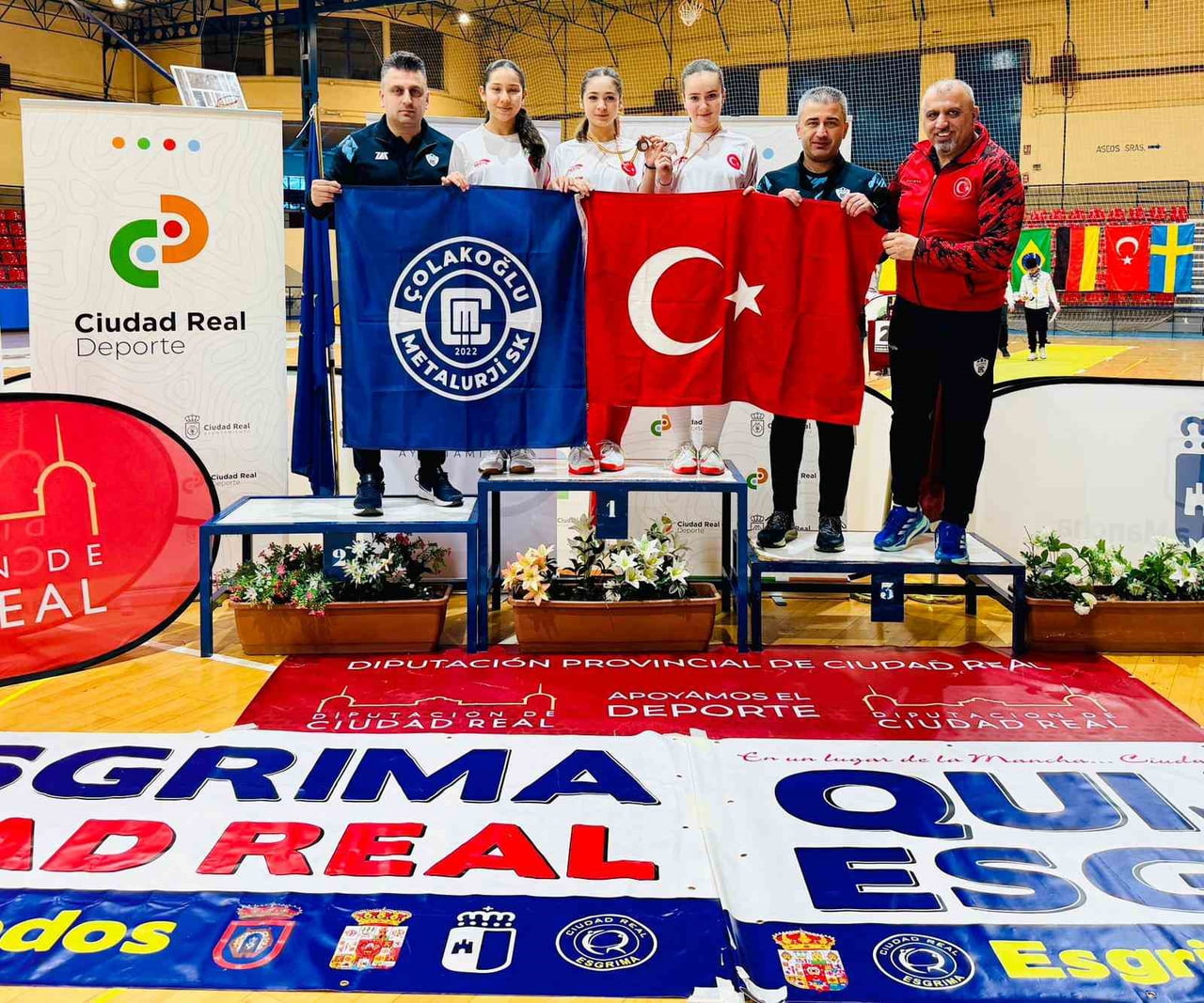 ÇOLAKOĞLU METALURJİ, 80. YILINI GERİDE BIRAKIRKEN ÇOLAKOĞLU METALURJİ SPOR KULÜBÜ ÇATISI ALTINDA...