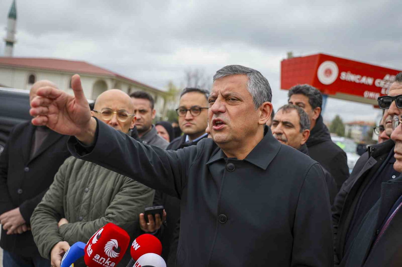 CUMHURİYET HALK PARTİSİ GENEL BAŞKANI ÖZGÜR ÖZEL, "RECEP TAYYİP ERDOĞAN’IN KARŞISINDA CUMHURİYET...