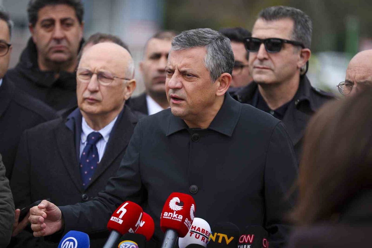 CUMHURİYET HALK PARTİSİ GENEL BAŞKANI ÖZGÜR ÖZEL, "RECEP TAYYİP ERDOĞAN’IN KARŞISINDA CUMHURİYET...