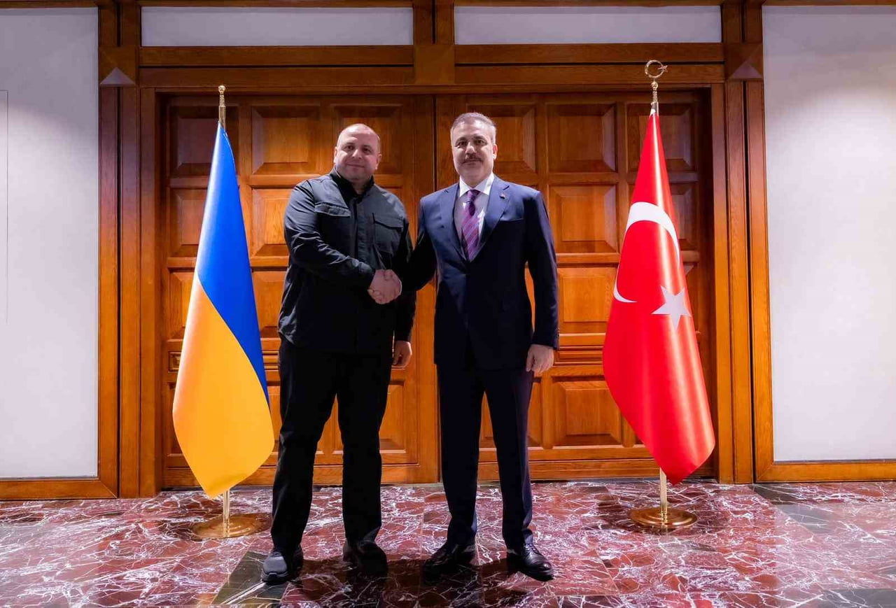 DIŞİŞLERİ BAKANI HAKAN FİDAN, UKRAYNA MİLLİ GÜVENLİK VE SAVUNMA KONSEYİ SEKRETERİ RÜSTEM UMEROV...