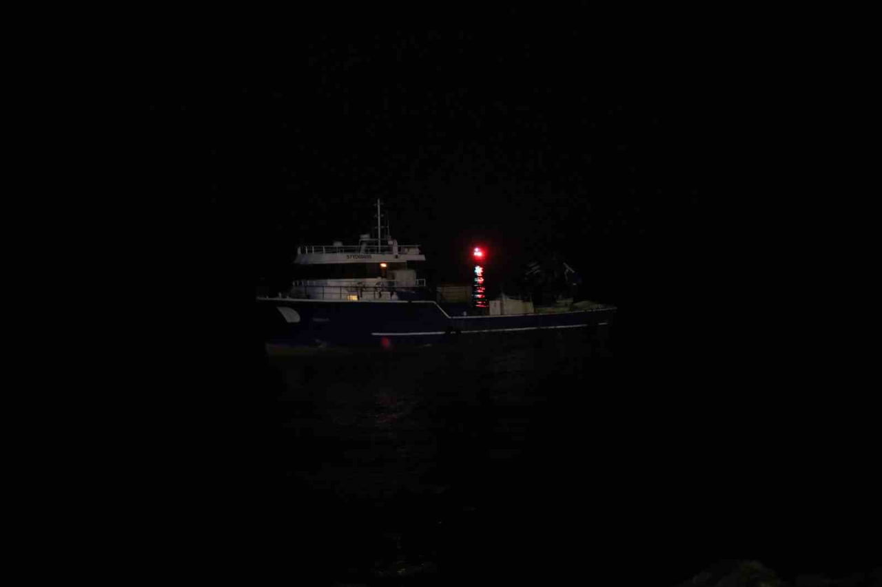 DOĞU KARADENİZ’DE KAFES BALIKÇILIĞINDA KULLANILDIĞI ÖĞRENİLEN BALIKÇI MOTORU RİZE'DE KARAYA...