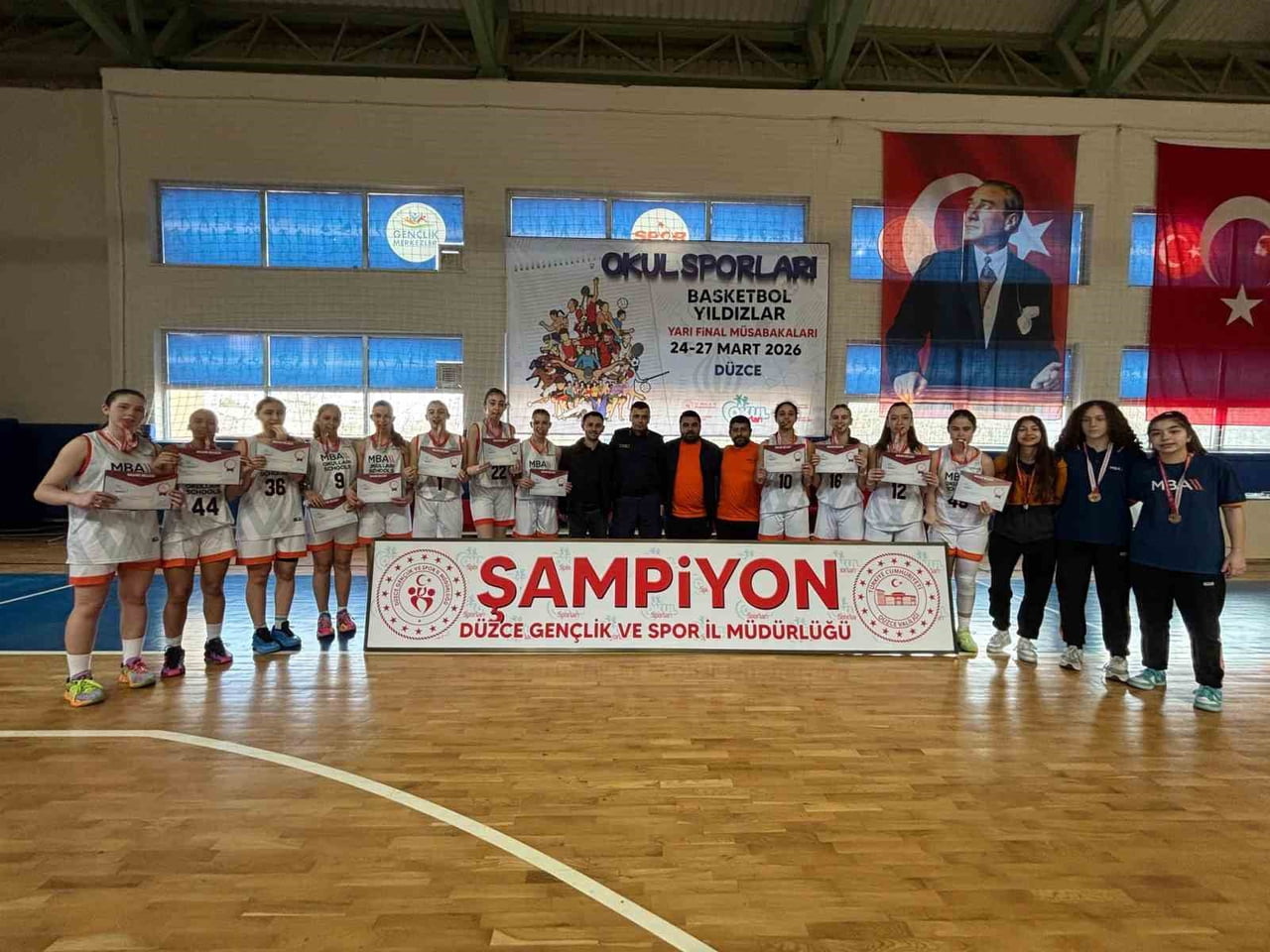 DÜZCE’NİN EV SAHİPLİĞİNDE YAPILAN OKUL SPORLARI BASKETBOL YARI FİNAL MÜSABAKALARI...