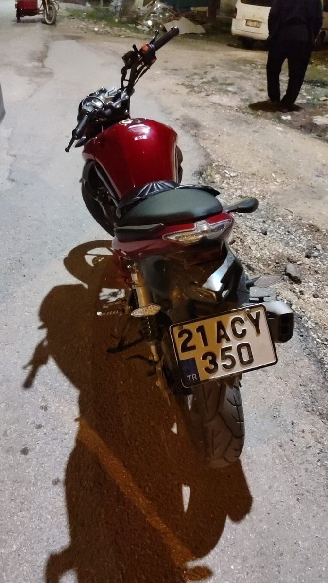 ELAZIĞ'DA POLİS EKİPLERİ TARAFINDAN TRAFİK KURALLARINA UYMAYAN 3 SÜRÜCÜYE TOPLAMDA 273 BİN 243 TL...