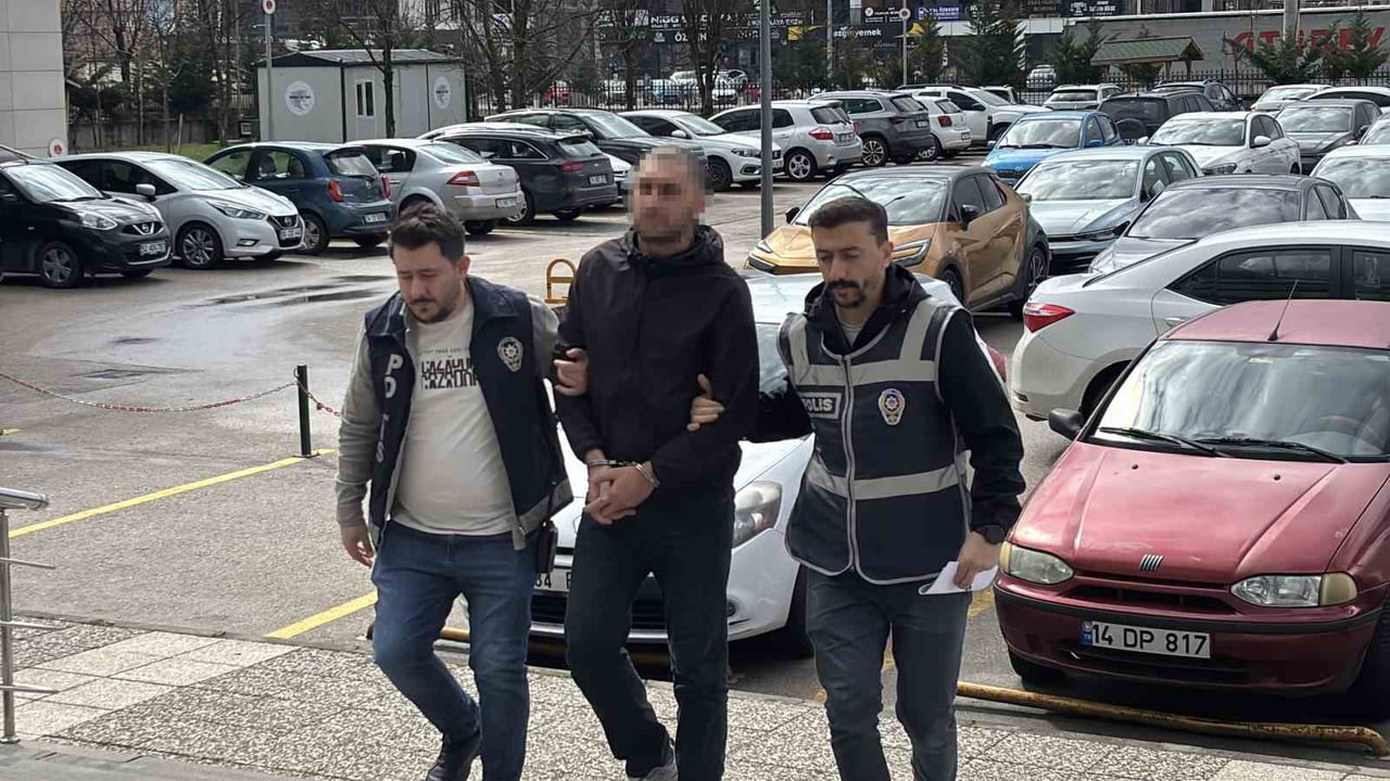 EMNİYETTEKİ İŞLEMLERİ TAMAMLANAN ŞÜPHELİ, ADLİYEYE SEVK EDİLDİ.