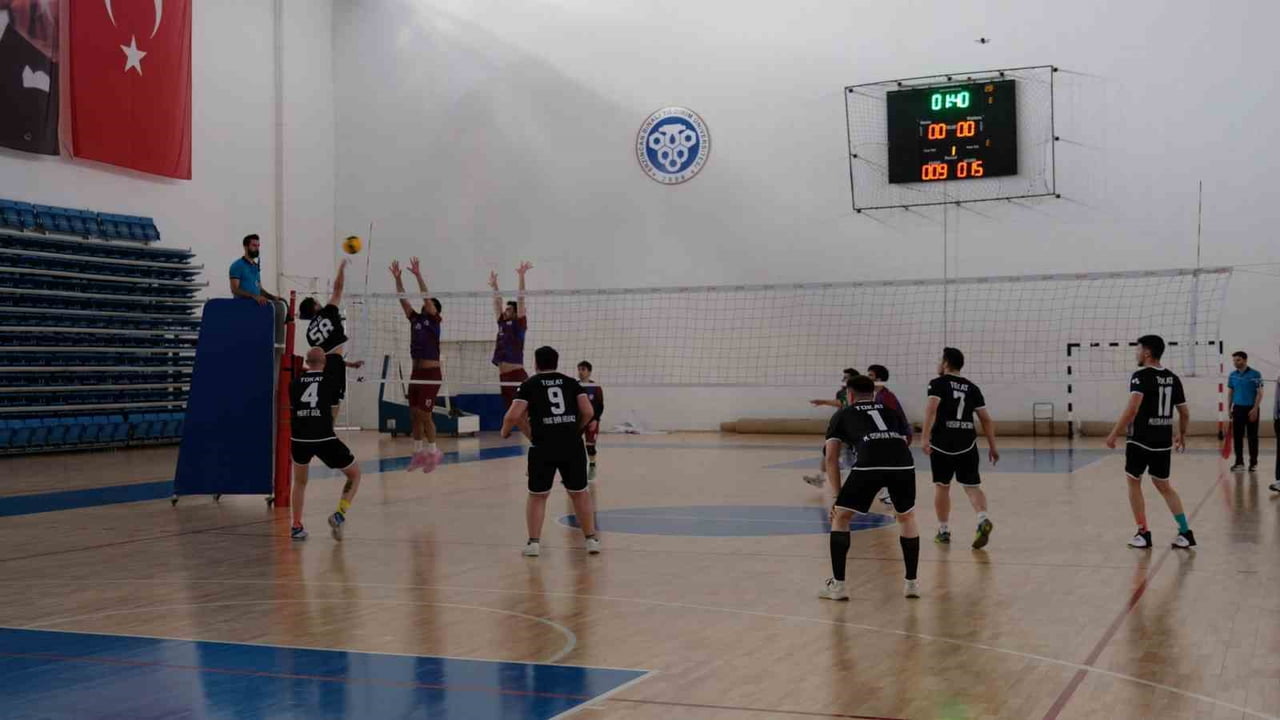 ERZİNCAN’DA YURTLİG VOLEYBOL HEYECANI BAŞLADI