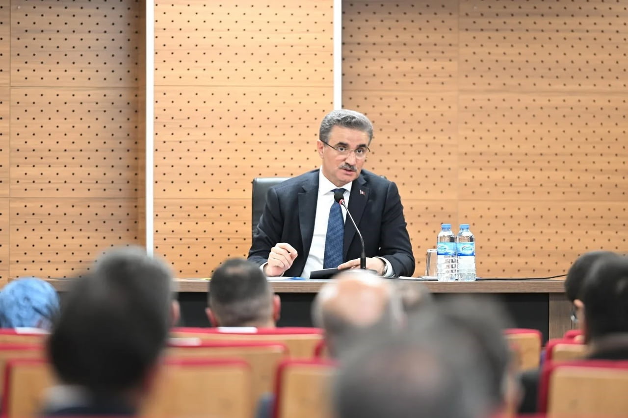 ERZURUM VALİSİ AYDIN BARUŞ’A, İL MİLLİ EĞİTİM MÜDÜRLÜĞÜ TARAFINDAN BRİFİNG...