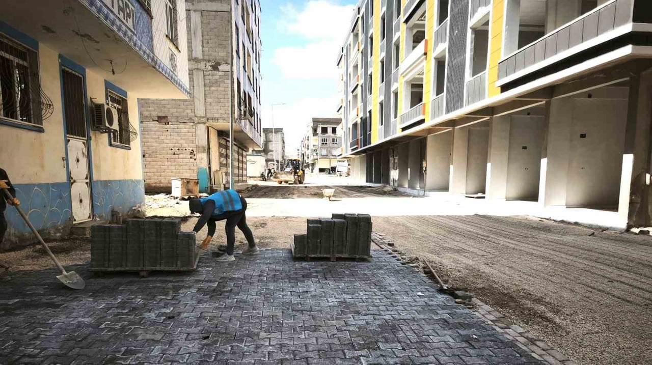 EYYÜBİYE’DE YENİ YOLLAR HİZMETE SUNULUYOR