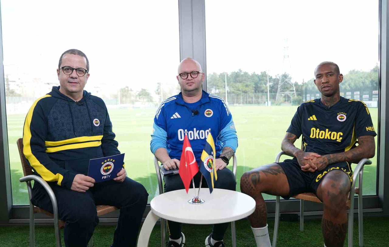 FENERBAHÇE'NİN BREZİLYALI FUTBOLCUSU ANDERSON TALİSCA