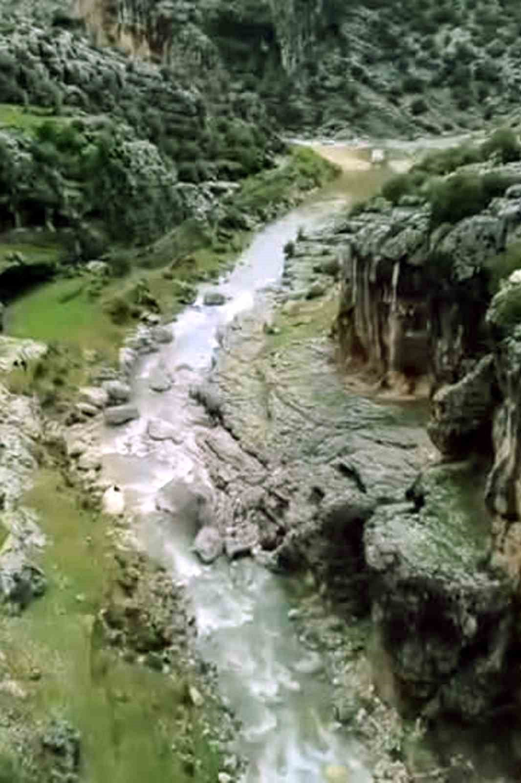 GAZİANTEP'İN ARABAN İLÇESİNDE UZUN ZAMANDIR ETKİLİ OLAN SAĞANAK YAĞIŞLAR, ARDIL BARAJI GÖLÜNÜN...