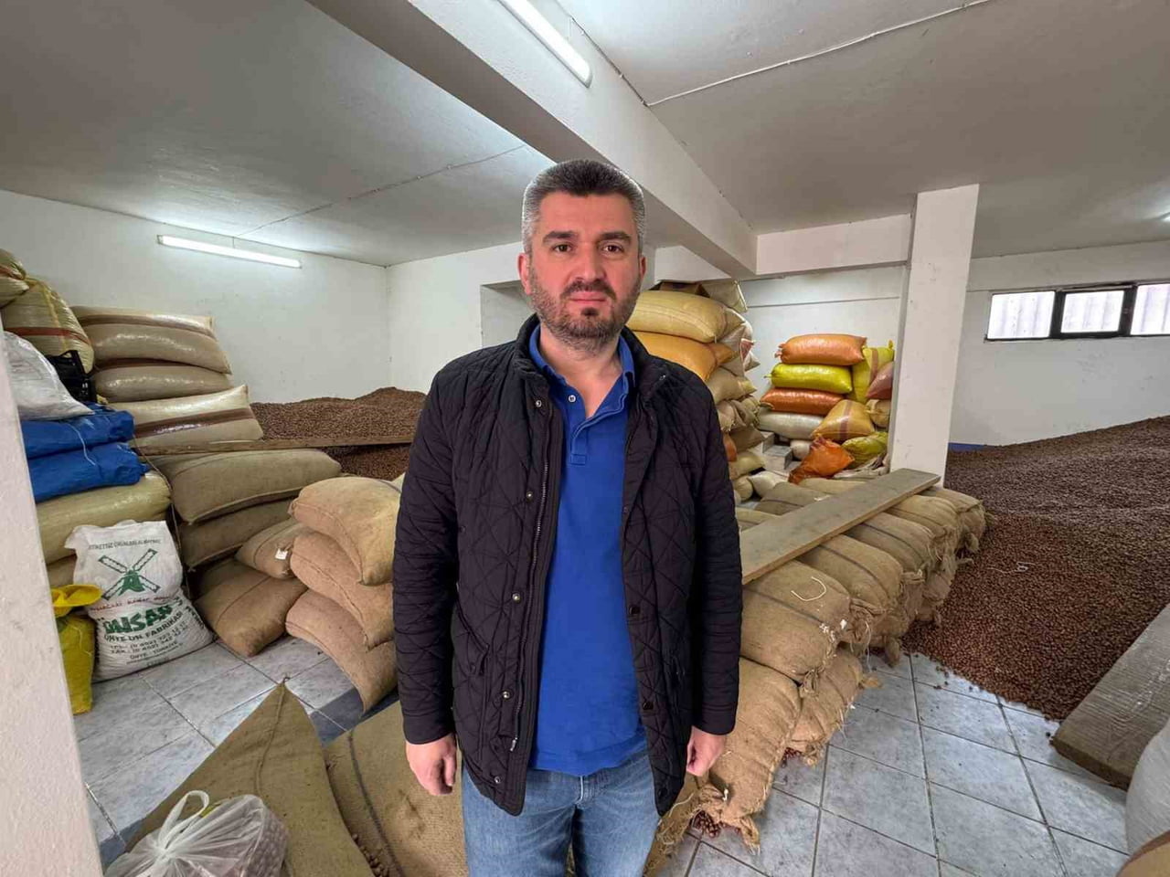 GİRESUN MERKEZDE FINDIK TİCARETİ YAPAN SEZGİN KUMAŞ SERBEST PİYASADA DÜŞMEYE DEVAM EDEN FINDIK...