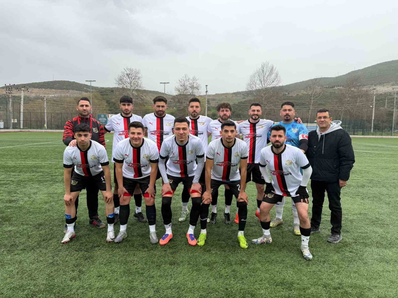GÜLÜMBESPOR LİDER GEÇİT VERMEDİ
