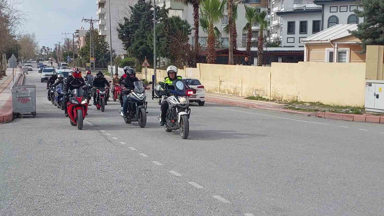 HATAY’DA  MESLEK HAYATINDA 32 YILI GERİDE BIRAKAN VE YAŞ HADDİNDEN EMEKLİ OLAN POLİS MEMURU...