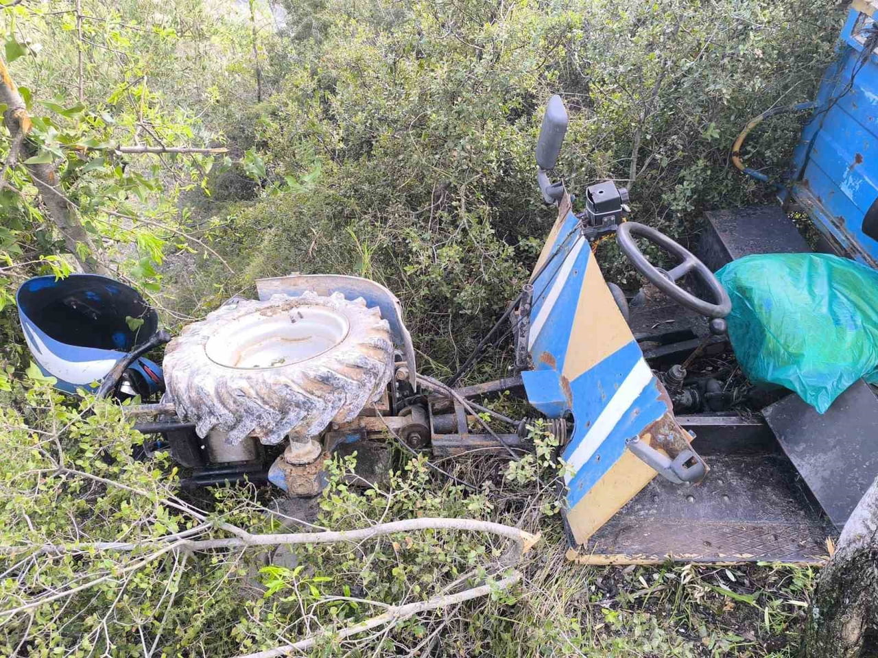 HATAY’DA ZEYTİNLİĞE UÇAN PATPATIN 63 YAŞINDAKİ SÜRÜCÜSÜ İBRAHİM ÇAPKIN ÖLDÜ.