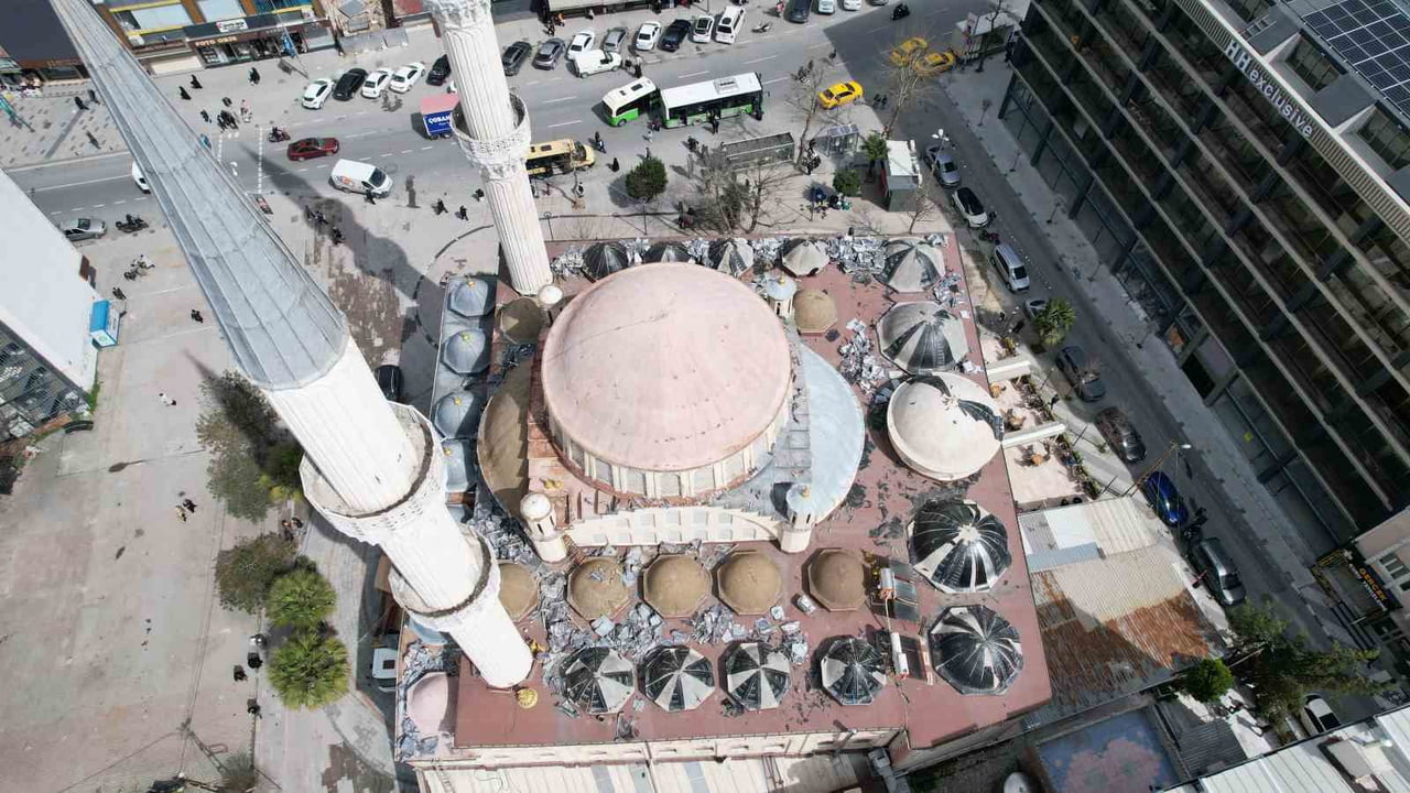 İSTANBUL'UN ARNAVUTKÖY İLÇESİNDE 46 YILDIR HİZMET VEREN VE İLÇENİN SİMGELERİNDEN BİRİ OLARAK...