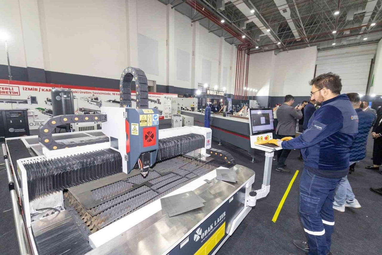 İZMİR BÜYÜKŞEHİR BELEDİYESİ EV SAHİPLİĞİNDE, BU HAFTA FUAR İZMİR’DE GERÇEKLEŞTİRİLEN ÜÇ AYRI FUAR...