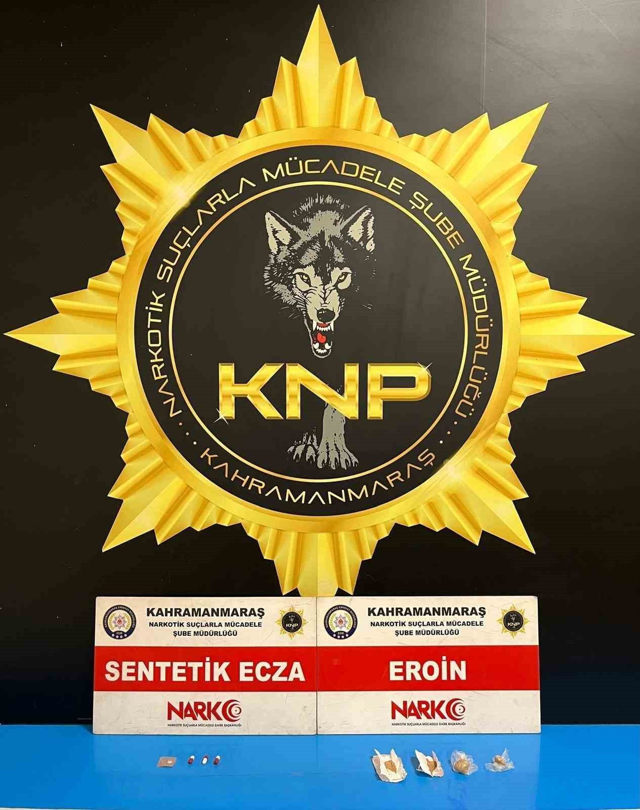 KAHRAMANMARAŞ’TA DÜZENLENEN UYUŞTURUCU OPERASYONUNDA ÇEŞİTLİ UYUŞTURUCU MADDELER ELE GEÇİRİLİRKEN...