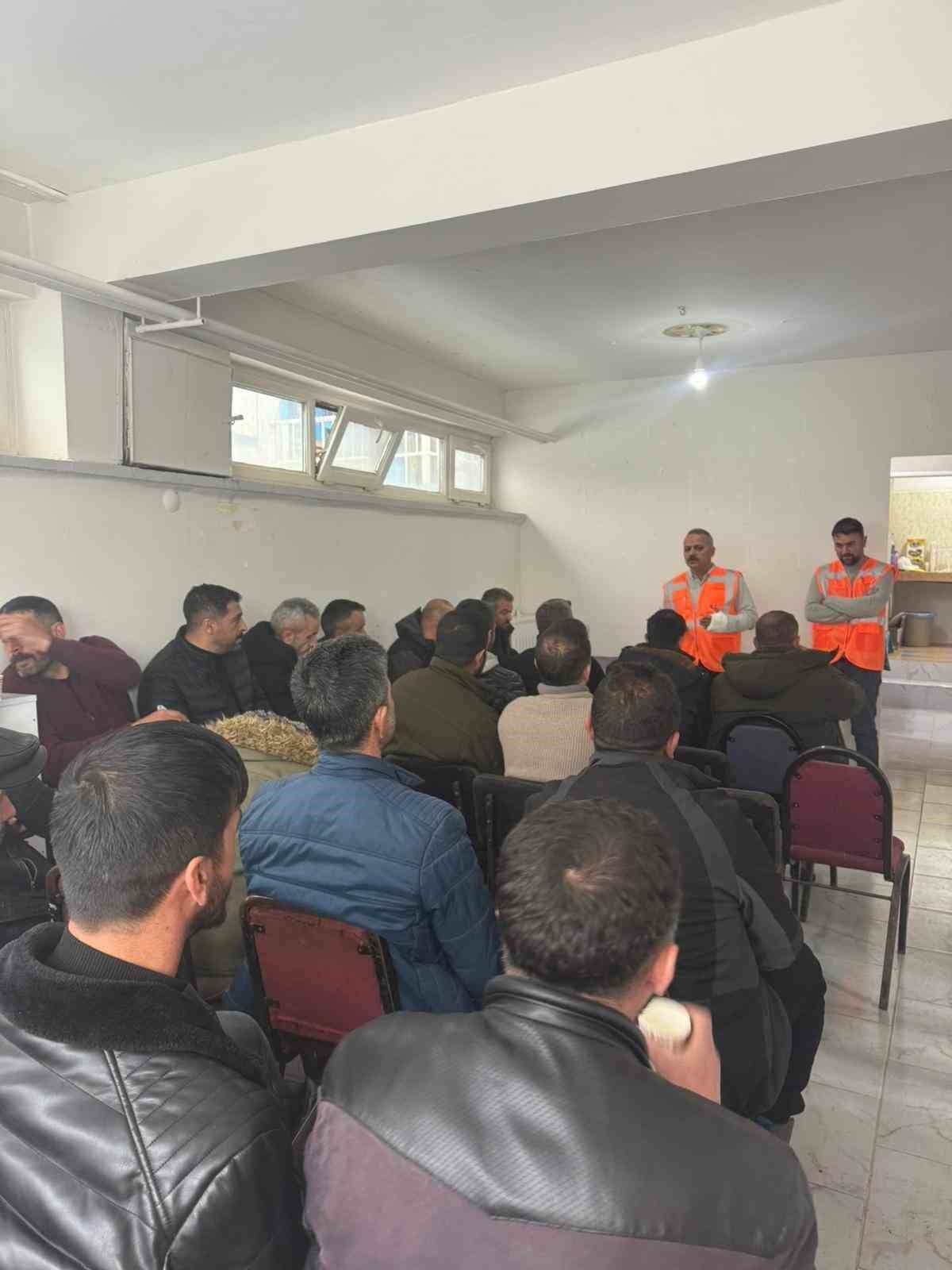 KARAYAZI’DA YENİ KURULAN KARAYAZI ESNAF SOSYAL KÜLTÜR YARDIMLAŞMA VE DAYANIŞMA DERNEĞİ, İLK...