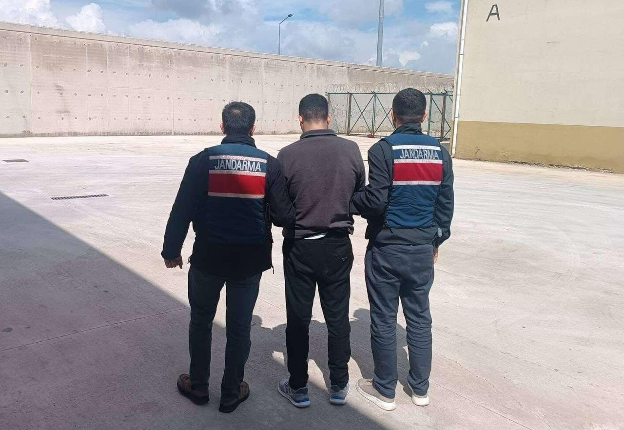 KASTEN YARALAMA SUÇUNDAN ARANAN ŞAHSI JANDARMA YAKALADI