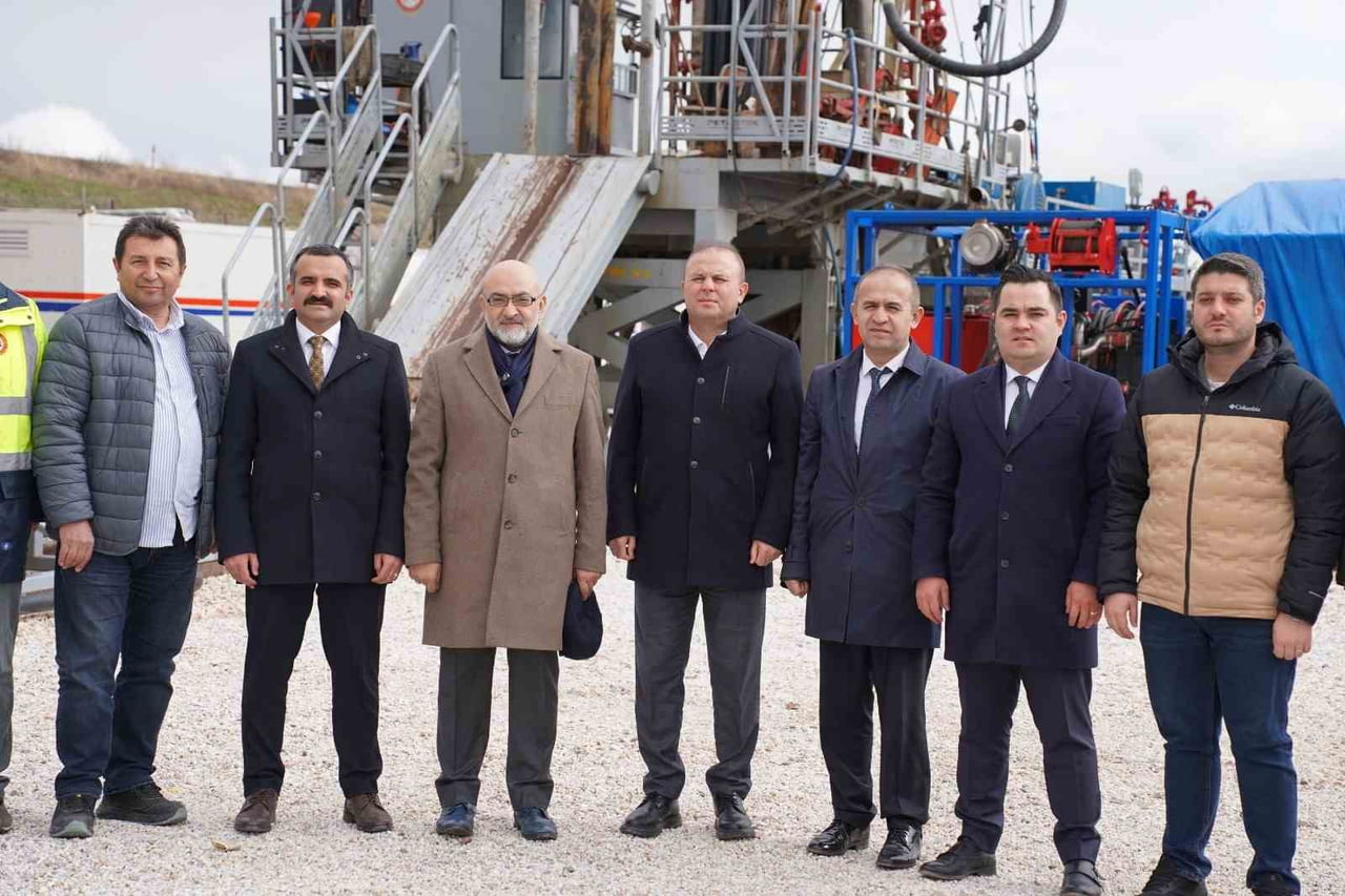 KAYSERİ’DE TARIMSAL ÜRETİME DEĞER KATACAK ÖNEMLİ PROJELERDEN BİRİ OLAN JEOTERMAL KAYNAKLI SERA...