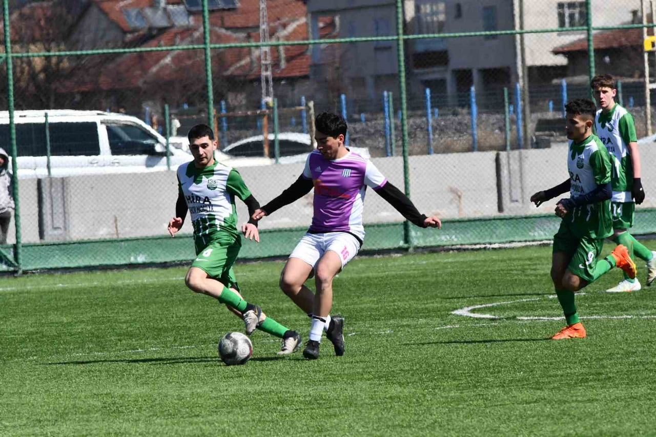 KAYSERİ İKİNCİ AMATÖR KÜME A,B,C VE D GRUPLARINDA OYNANAN MAÇLAR İLE BİRLİKTE 3. HAFTA...