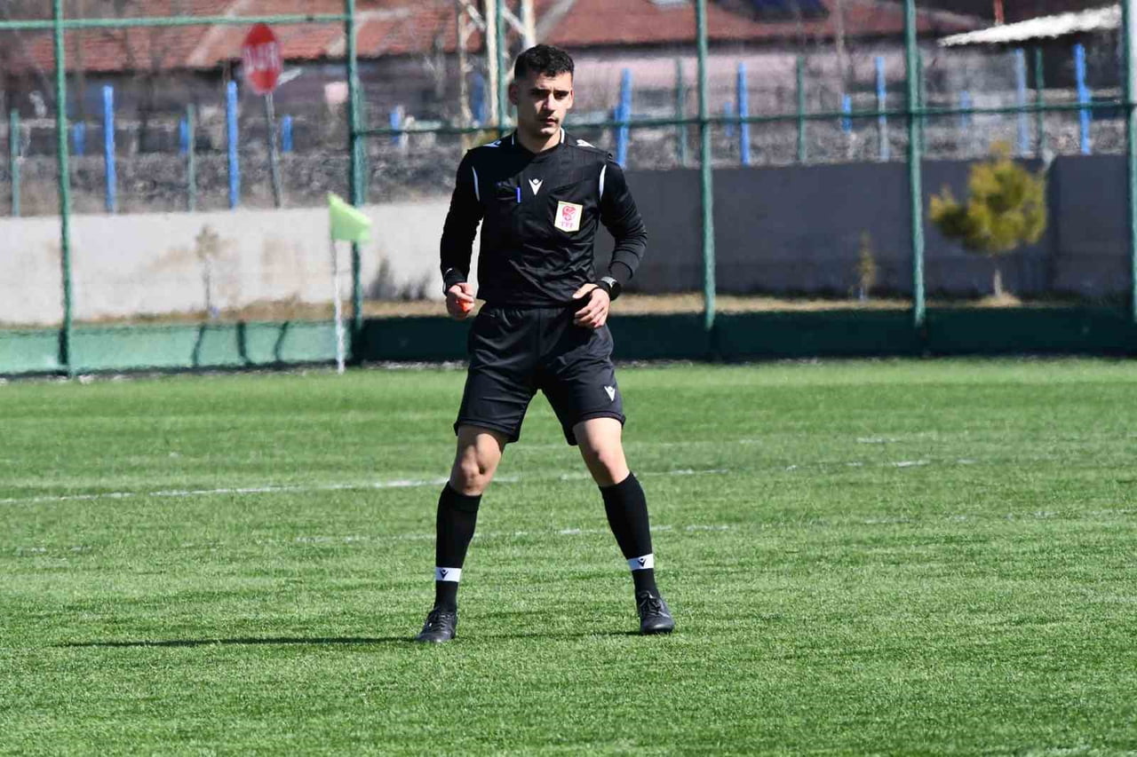 KAYSERİ ŞEKER MUSTAFA KILIÇ SÜPER AMATÖR KÜME’DE 24. HAFTADA DÜDÜK ÇALACAK HAKEMLER BELLİ...