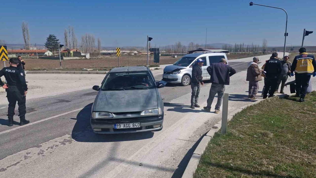 KAZANIN MEYDANA GELDİĞİ YERDE EKİPLER OLAYA MÜDAHALE ETTİ.