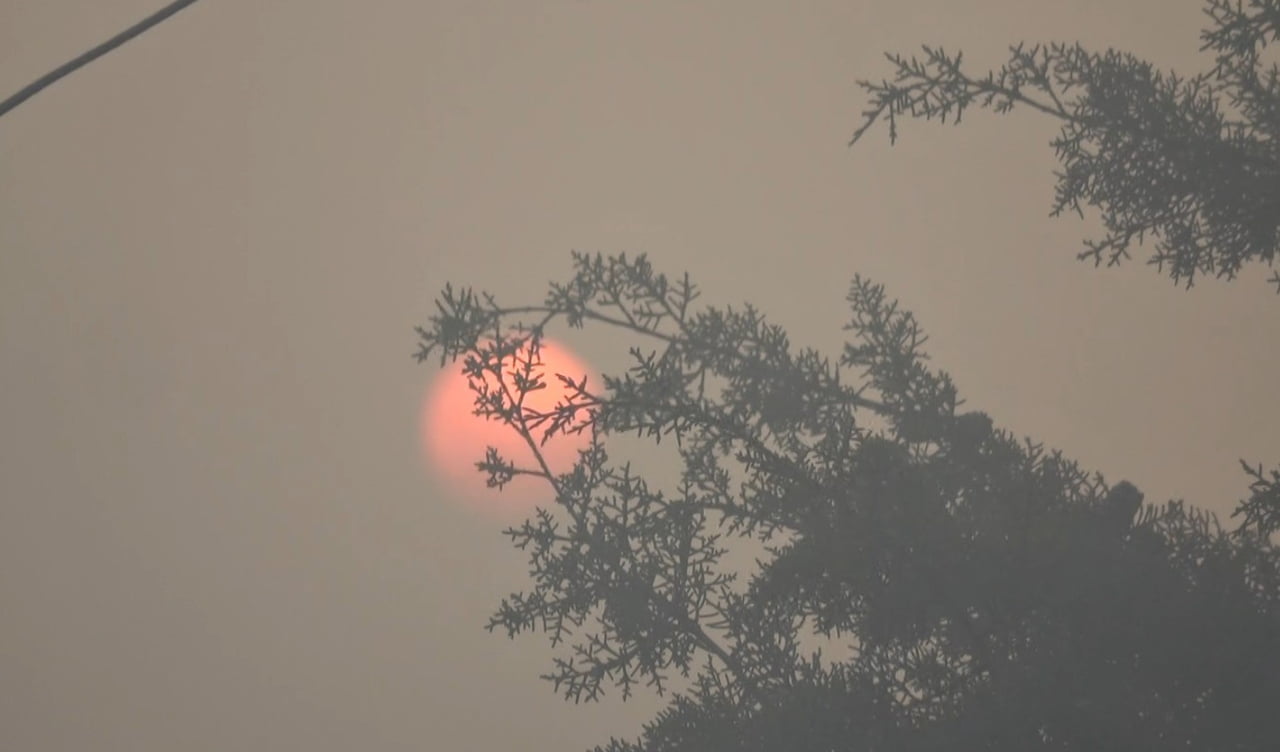 KİLİS'TE BİR SİVİL TOPLUM KURULUŞUNA AİT PREFABRİK YAPIDA ÇIKAN YANGIN KONTROL ALTINA...