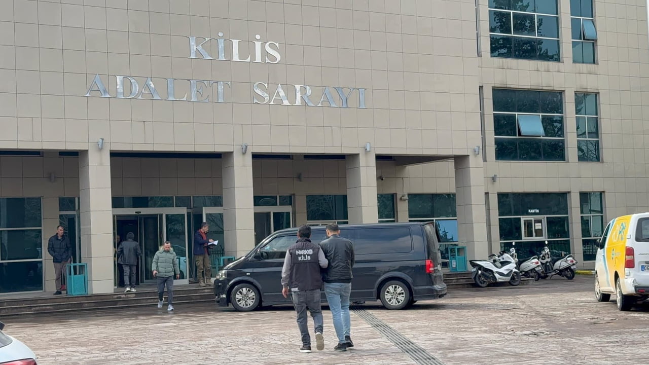 KİLİS'TE DÜZENLENEN 6 AYRI UYUŞTURUCU OPERASYONUNDA GÖZALTINA ALINAN 13 ŞÜPHELİDEN 7'Sİ...