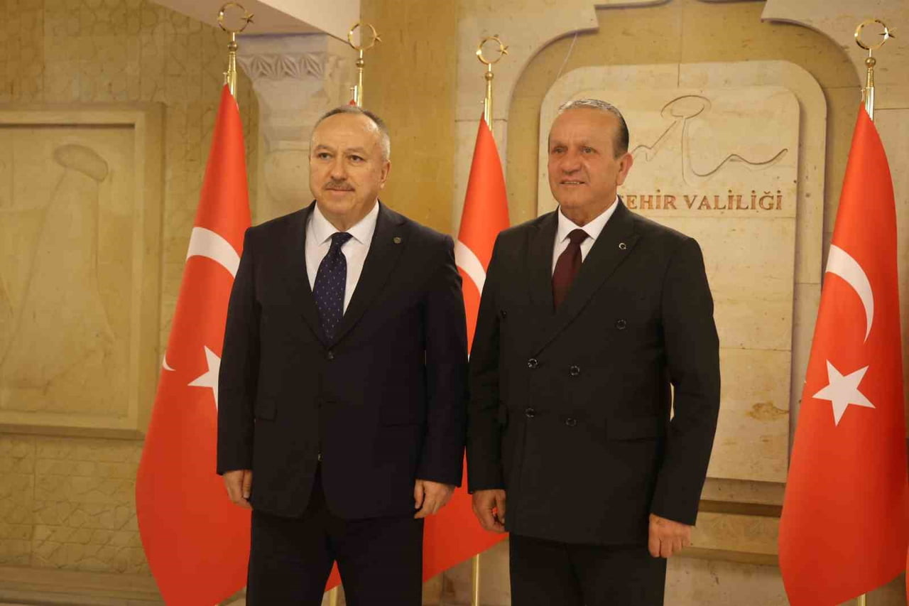 KKTC BAŞBAKAN YARDIMCISI VE TURİZM, KÜLTÜR, GENÇLİK VE ÇEVRE BAKANI FİKRİ ATAOĞLU, TÜRSAB...