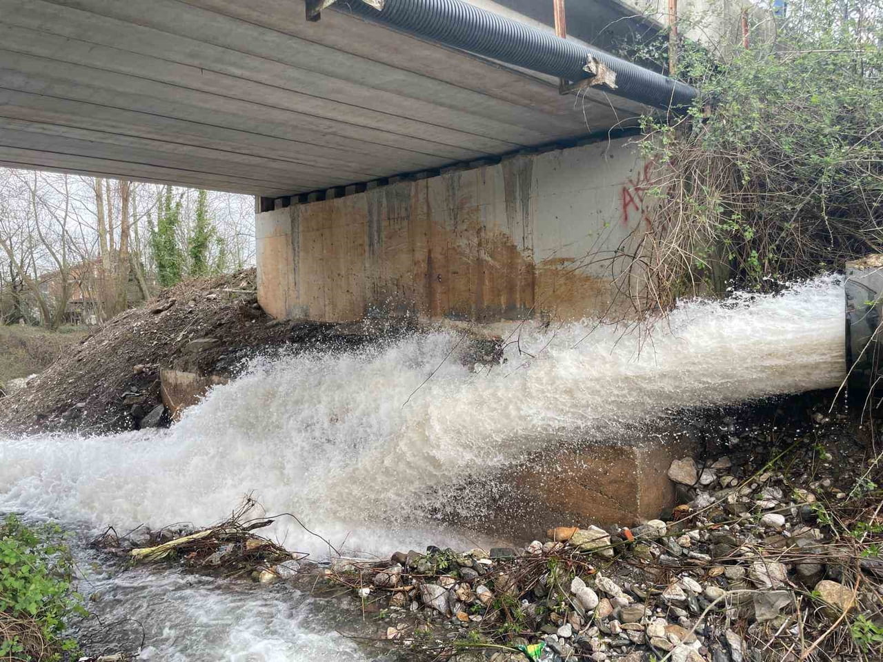 KOCAELİ’Yİ ETKİSİ ALTINA ALAN SAĞANAK YAĞIŞLAR BARAJLARI DOLDURDU. KOCAELİ BÜYÜKŞEHİR...